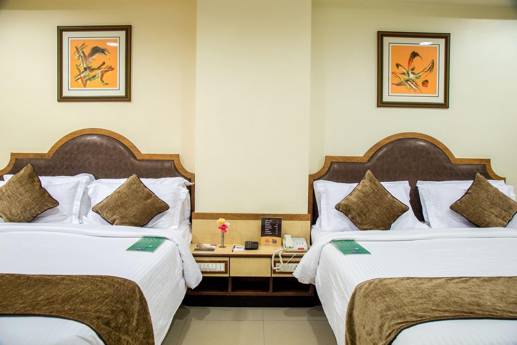 Hotel Tip Top Plaza Thane Exterior foto