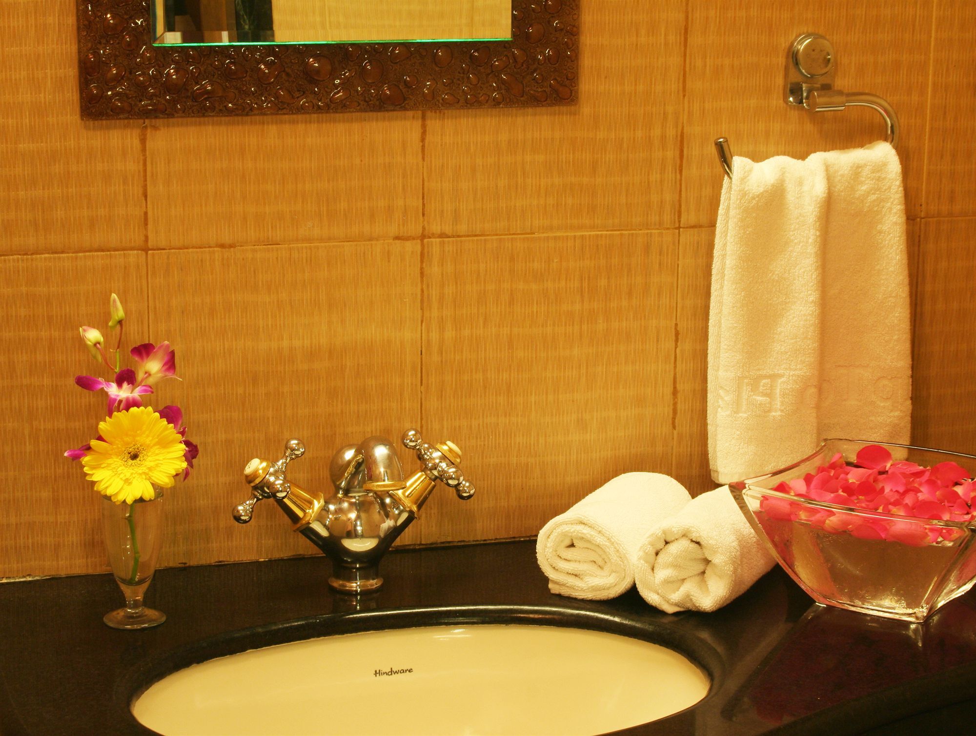 Hotel Tip Top Plaza Thane Exterior foto